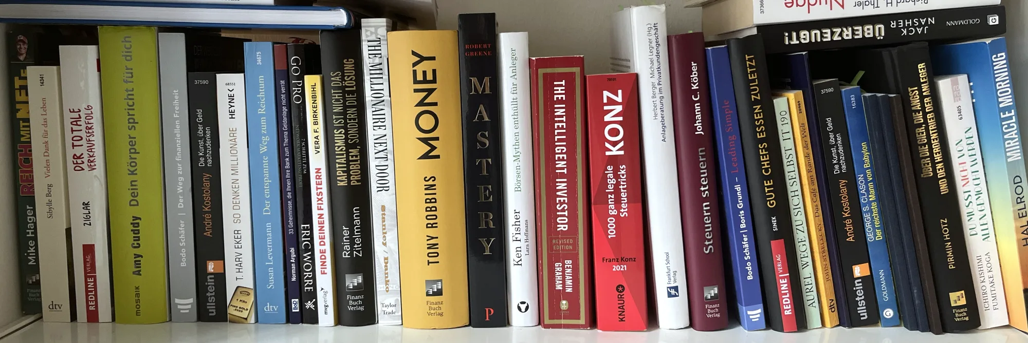Bastians Bücherregal: gelesene Bücher über Geld, Mindset und Unternehmertum
